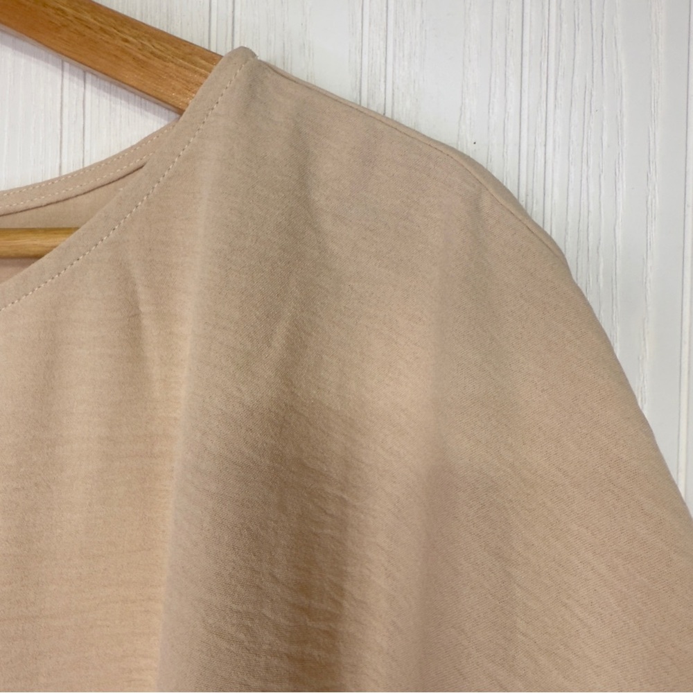 Beacon Apparel short sleeve cream top size XXL - Picture 4 of 10